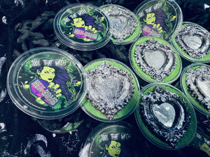 100% that witch green metallic Hexbomb with baroque mirror soap